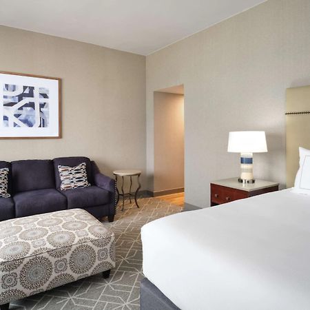 Hilton Richardson Dallas エクステリア 写真